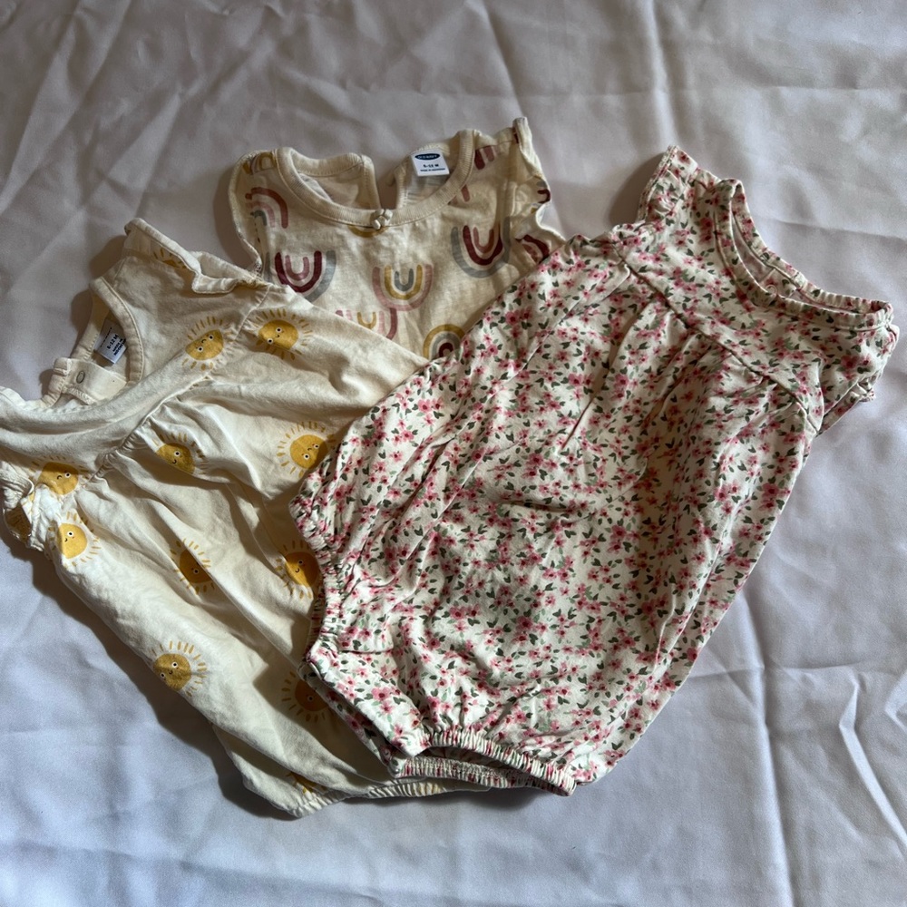 3 old navy pieces